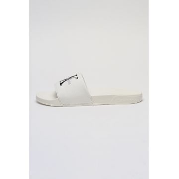 Papuci din material textil cu logo brodat Ess - Negru/Gri/Alb optic