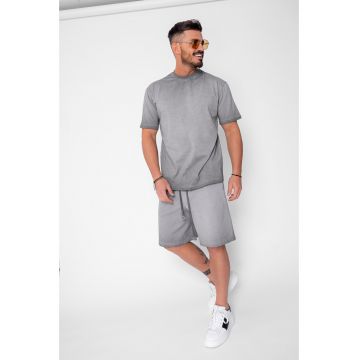 Set Urban tricou si pantalon scurt cu efect prespalat Grey 21582 - Gri