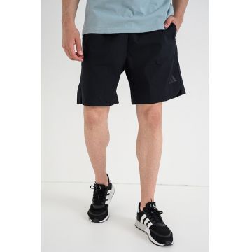 Pantaloni scurti cu buzunare laterale si logo - Negru