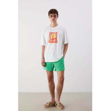 Pantaloni scurti cu model uni si buzunare laterale - Verde turcoaz