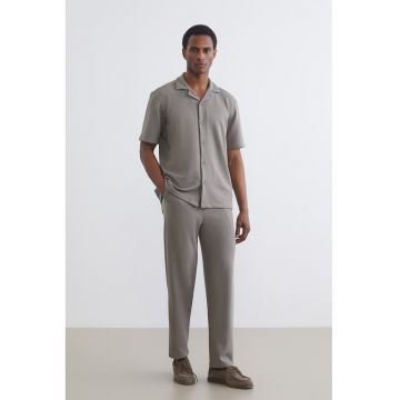 Pantaloni striati cu cordon in talie - Kaki deschis
