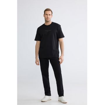 Tricou cu imprimeu text - Negru