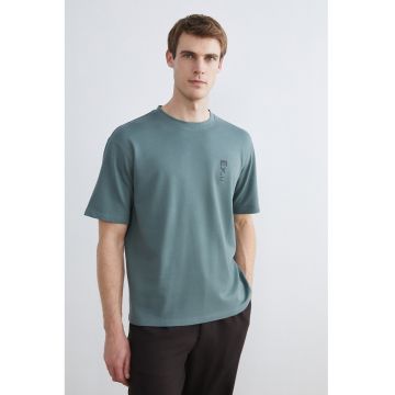Tricou lejer cu decolteu la baza gatului - Gri verzui