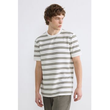 Tricou regular-fit cu dungi - Alb/Kaki inchis