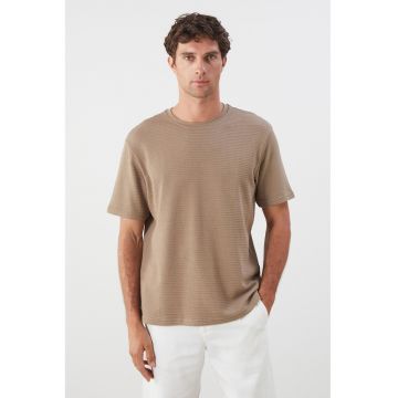 Tricou texturat cu decolteu rotund - Bej
