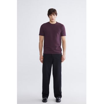 Tricou uni cu decolteu la baza gatului - Violet pruna