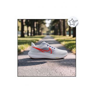 Pantofi Sport Barbati -  Air Zoom Pegasus 39 - Amortizare: Spuma Nike React + 2X Zoom Air - Superior: Plasa Respirabila - Talpa Exterioara: Cauciuc Cu Profil In Forma De Fagure - Destinatie: Alergare Pe Asfalt - Antrenament - Utilizare Zilnica - Alb/Negr