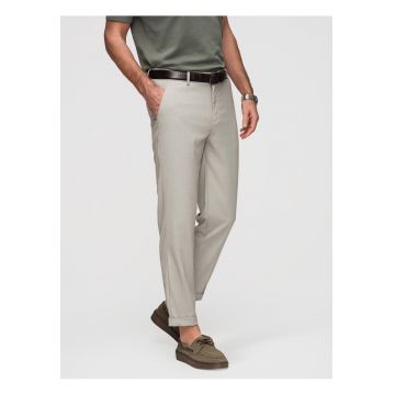 Pantaloni chino cu detalii elegante si material rezistent - Gri deschis