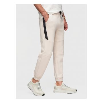 Pantaloni jogger cu elastic si buzunare laterale - Bej nisip