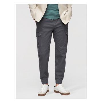 Pantaloni joggers cu buzunare cargo si material elastic - Graphite