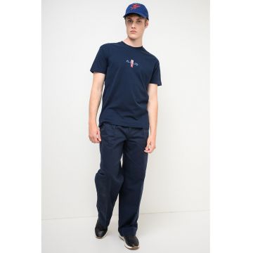 Tricou din bumbac cu decolteu la baza gatului - Rosu/Alb/Bleumarin