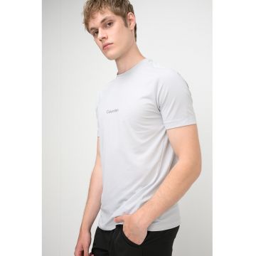 Tricou slim-fit cu decolteu la baza gatului - Gri deschis