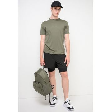 Tricou slim-fit cu decolteu la baza gatului - Kaki inchis