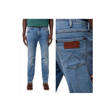 Blugi Barbati -  Larston - Slim Fit - Talie Joasa - Lungi - Fermoar - 5 Buzunare - Bumbac - W30-L32 US - Albastru