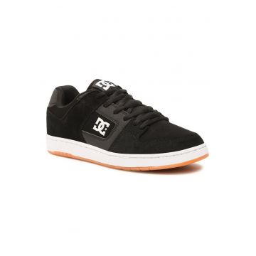 Halfshoes skateboard  Manteca 4