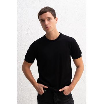 Tricou Barbati -  simplu - cu guler rotund - negru - 100% bumbac