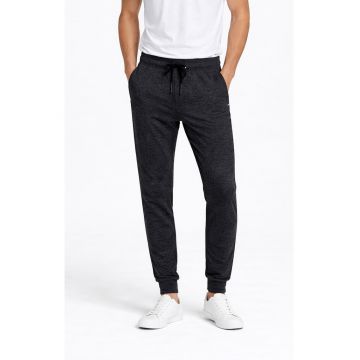 Pantaloni conici cu buzunare