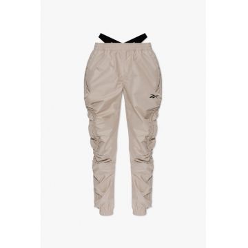 Pantaloni drapati