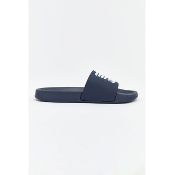 Papuci cu imprimeu text - Alb optic/Bleumarin