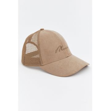 Sapca trucker cu imprimeu text - Maro camel