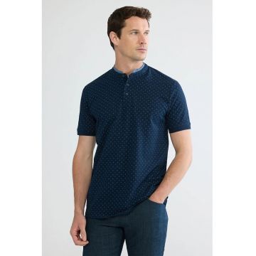Tricou de bumbac cu fenta cu nasturi - Albastru glaciar/Bleumarin