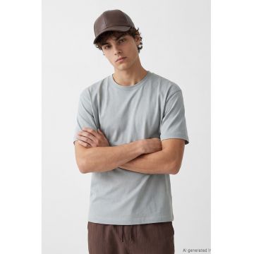 Tricou lejer cu model uni - Gri cenusiu