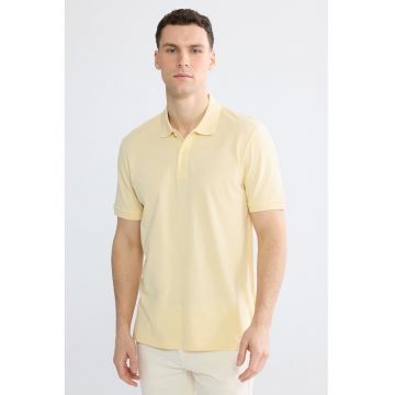 Tricou polo din bumbac pique regular fit - Galben pai