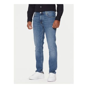 Blugi regular fit usor decolorati