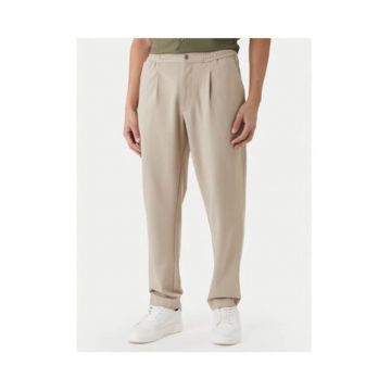 Pantaloni eleganti cu croiala conica si talie medie