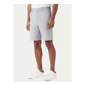 Pantaloni scurti cu croiala dreapta si model uni