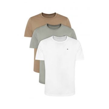 Set de tricouri regular fit uni din bumbac cu decolteu la baza gatului si logo discret - 3 piese
