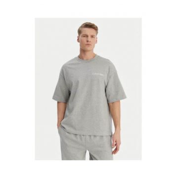 Tricou cu logo discret
