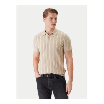 Tricou polo in dungi