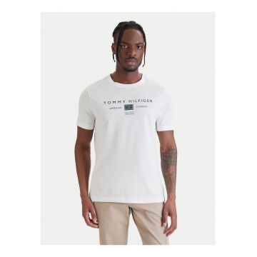 Tricou regular fit cu logo pe piept