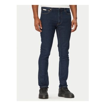 Blugi skinny cu croiala dreapta