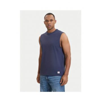 Top slim fit uni cu decolteu la baza gatului