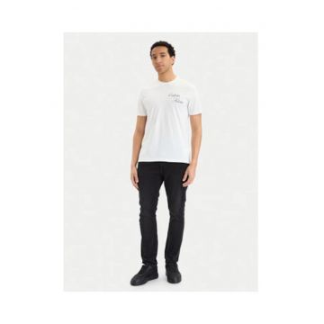 Tricou din bumbac - cu model grafic pe spate