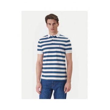 Tricou polo in dungi slim fit.