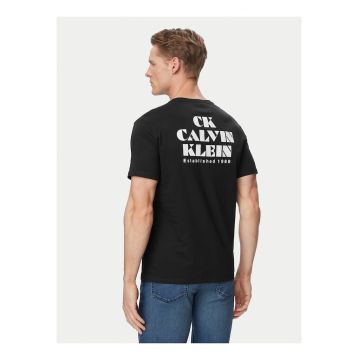 Tricou regular fit cu model grafic pe spate