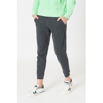 Pantaloni sport cu snur in talie