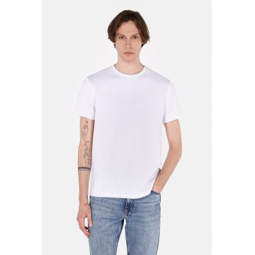 Tricou striat cu decolteu la baza gatului - Alb