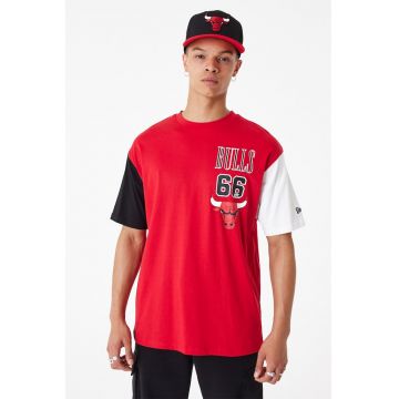 Tricou cu decolteu la baza gatului Chicago Bulls - Rosu/Alb/Negru