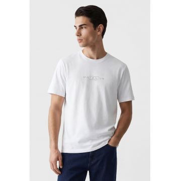 Tricou lejer cu decolteu la baza gatului - Alb optic