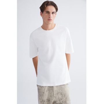 Tricou lejer cu model uni - Alb murdar