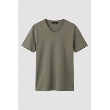 Tricou uni cu decolteu in V - Kaki