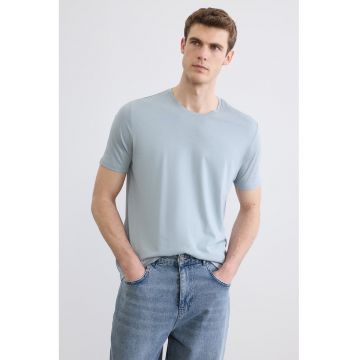 Tricou slim fit din bumbac si modal - Verde pal