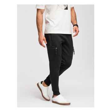 Pantaloni jogger cu buzunare cargo si material elastic - Negru