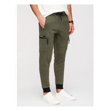 Pantaloni jogger cu buzunare cargo si material elastic - Verde