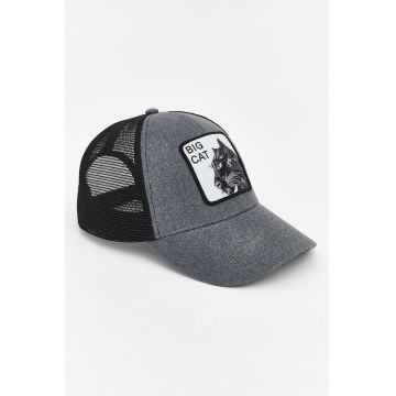 Sapca trucker cu aplicatie - Alb/Negru/Gri inchis melange