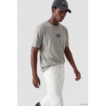 Tricou cu model text - Gri